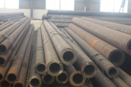 什玲镇30CrMo无缝钢管